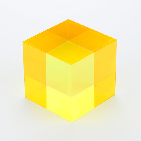 THE Y CUBE - CMY Cubes